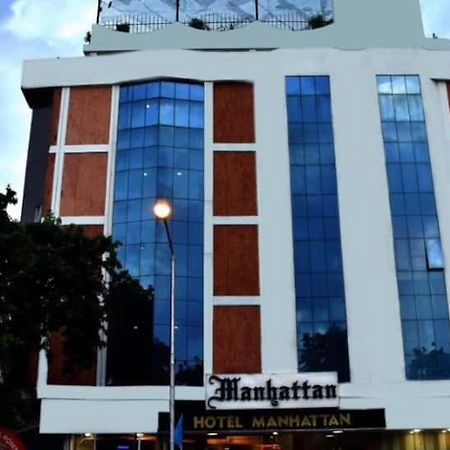 Hotel Manhattan Chennai Bagian luar foto