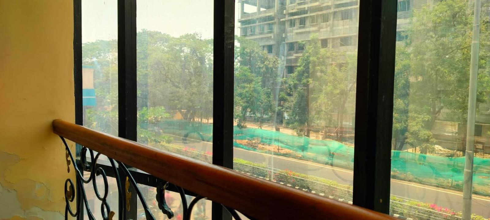 Hotel Manhattan Chennai Bagian luar foto